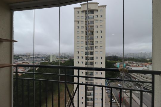 Sacada da Sala de apartamento para alugar com 3 quartos, 65m² em Vila Curuçá, Santo André
