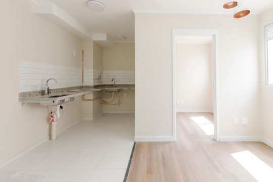 Sala de apartamento para alugar com 2 quartos, 32m² em Jardim Caravelas, São Paulo