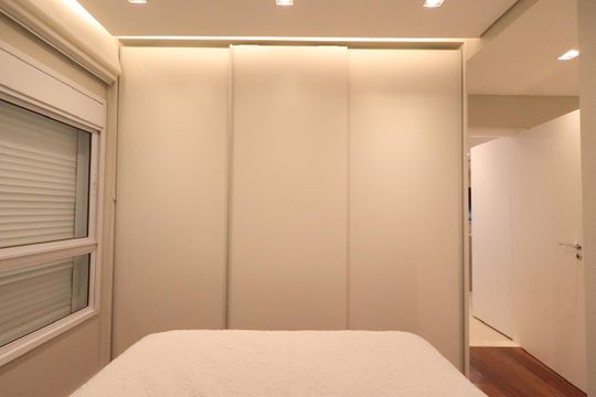 Suíte 1 de apartamento para alugar com 2 quartos, 72m² em Cambuí, Campinas