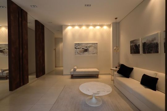 Área  Comum - Hall entrada de apartamento para alugar com 2 quartos, 72m² em Cambuí, Campinas