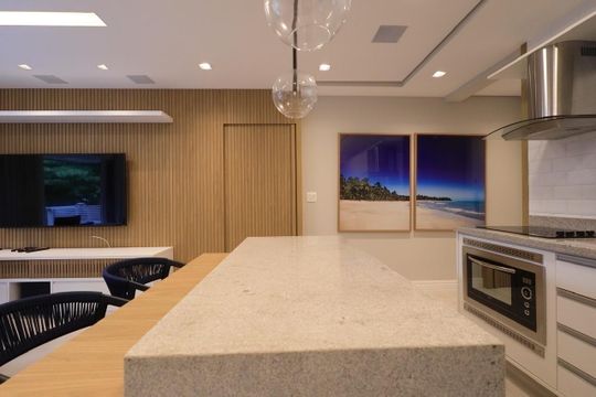 Cozinha  de apartamento para alugar com 2 quartos, 72m² em Cambuí, Campinas
