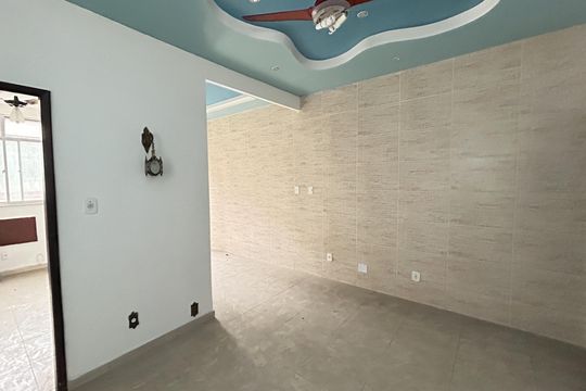 Sala de casa à venda com 2 quartos, 110m² em Méier, Rio de Janeiro
