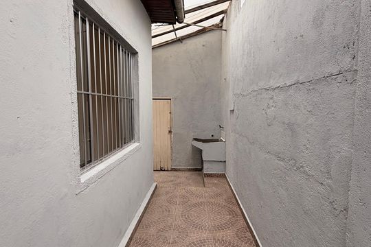 Área de serviço de casa para alugar com 1 quarto, 50m² em Santa Maria, São Caetano do Sul
