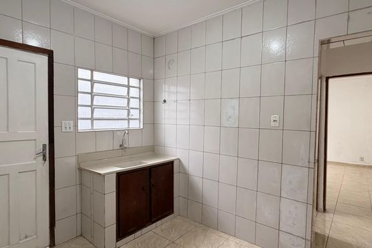 Casa para alugar com 1 quarto, 50m² em Santa Maria, São Caetano do Sul