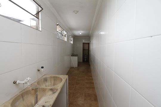 Área de serviço de casa para alugar com 2 quartos, 60m² em Nova Gameleira, Belo Horizonte