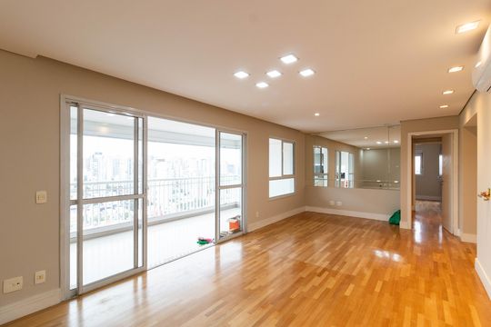 Apartamento para alugar com 3 quartos, 126m² em Barra Funda, São Paulo