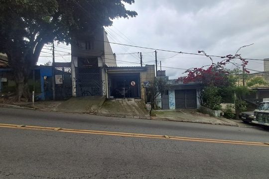 Fachada de casa para alugar com 1 quarto, 60m² em Vila Brasilandia, São Paulo