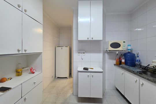 Cozinha de casa à venda com 4 quartos, 140m² em Jardim Bela Vista, Santo André