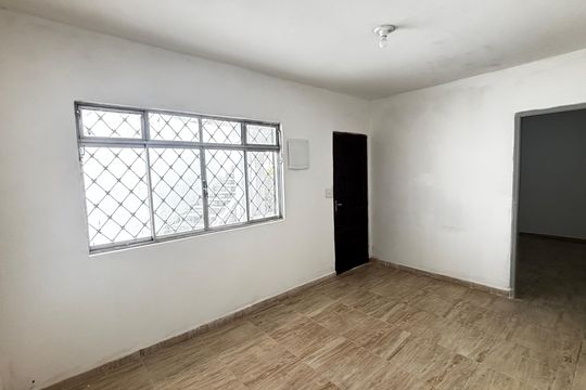 Sala de casa para alugar com 3 quartos, 140m² em Vila Vitória, Santo André