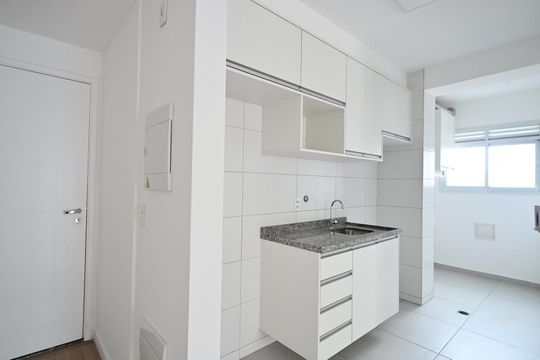 Cozinha de apartamento para alugar com 3 quartos, 69m² em Vila Andrade, São Paulo