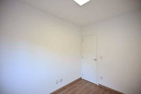 Quarto 1 de apartamento para alugar com 2 quartos, 55m² em Vila Andrade, São Paulo