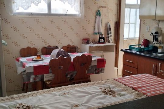 Cozinha de apartamento para alugar com 2 quartos, 92m² em Vila Caiçara, Praia Grande