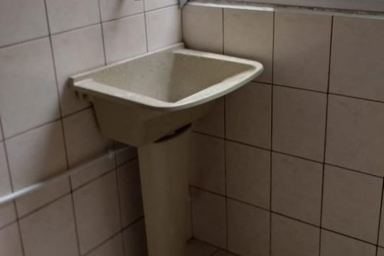 Área de serviço de casa para alugar com 3 quartos, 260m² em Jardim Maua, Mauá