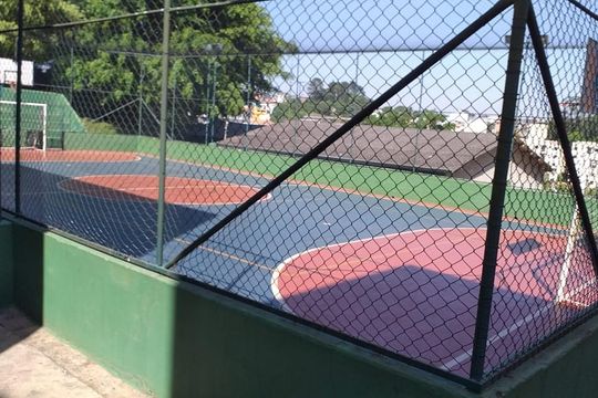 Área externa de casa para alugar com 3 quartos, 260m² em Jardim Maua, Mauá