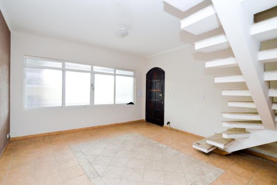 Casa à venda com 3 quartos, 238m² em Jardim Nova Ipanema, Guarulhos