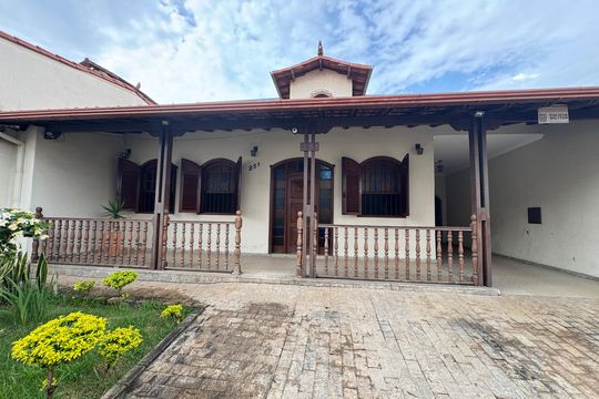 Varanda de casa para alugar com 3 quartos, 360m² em Eldorado, Contagem
