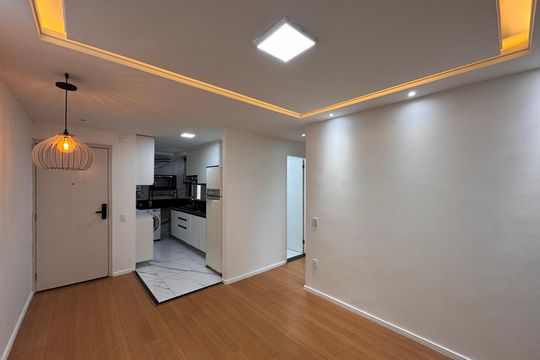 Sala de apartamento à venda com 2 quartos, 43m² em Recreio dos Bandeirantes, Rio de Janeiro