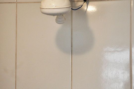 Casa 01 - Detalhe - Banheiro Social de casa à venda com 1 quarto, 729m² em Vila Palmeiras, São Paulo