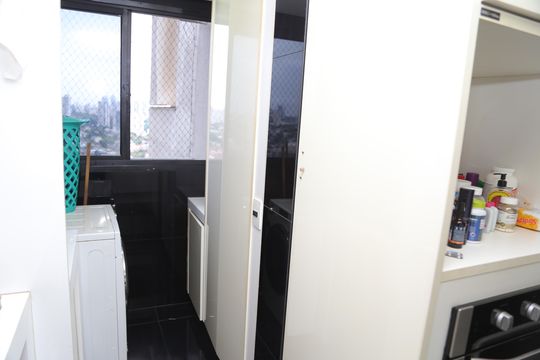 Área de Serviço de apartamento à venda com 2 quartos, 134m² em Jardim Goiás, Goiânia