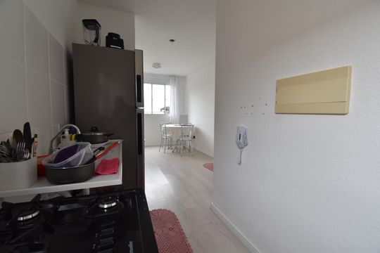 Cozinha de apartamento à venda com 2 quartos, 38m² em Campo de Santana, Curitiba