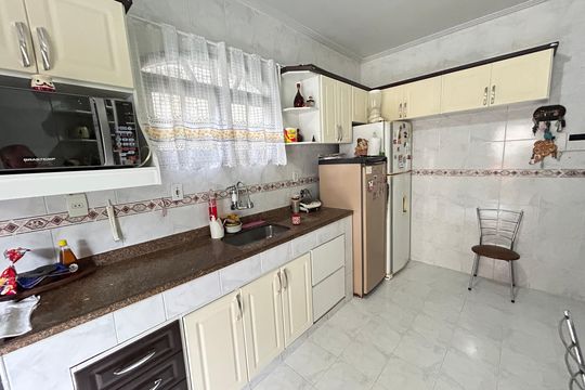 Cozinha de casa à venda com 4 quartos, 444m² em Realengo, Rio de Janeiro