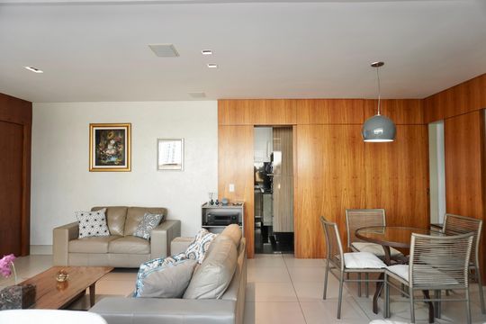 Sala de apartamento à venda com 3 quartos, 113m² em Vila da Serra, Nova Lima