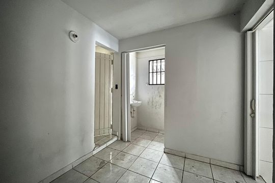 Quarto 3 de casa à venda com 2 quartos, 70m² em Americanópolis, São Paulo