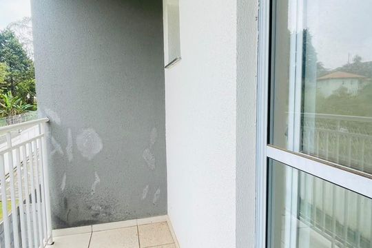 Varanda de casa de condomínio para alugar com 2 quartos, 60m² em Bairro Jardim Nossa Senhora das Graças, Cotia