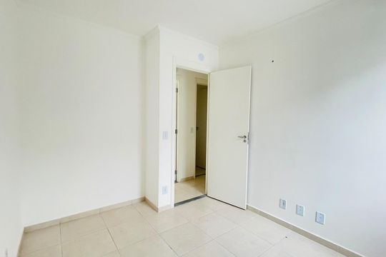 Quarto  de casa de condomínio para alugar com 2 quartos, 60m² em Bairro Jardim Nossa Senhora das Graças, Cotia