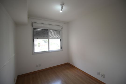 Quarto 3 de apartamento à venda com 3 quartos, 95m² em Passo D’areia, Porto Alegre
