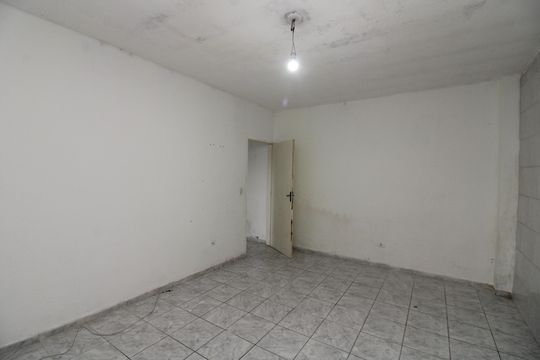Suíte de casa para alugar com 1 quarto, 30m² em Vila Dalila, São Paulo
