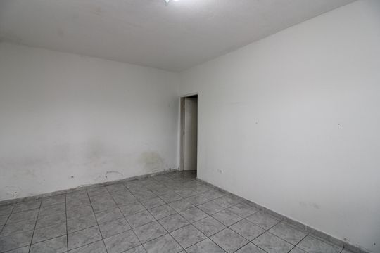 Sala / Cozinha de casa para alugar com 1 quarto, 30m² em Vila Dalila, São Paulo