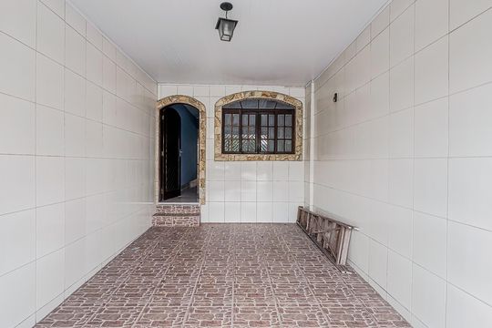 Garagem de casa para alugar com 2 quartos, 90m² em Jardim Santa Maria, São Paulo