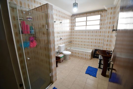 Banheiro de apartamento para alugar com 2 quartos, 143m² em Centro, Campinas
