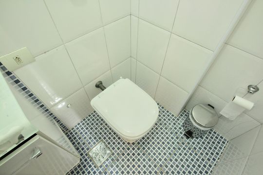 Lavabo de apartamento para alugar com 3 quartos, 500m² em Porto Ponta da Praia, Santos
