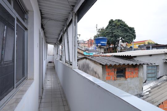 Área comum - Saguão de apartamento para alugar com 1 quarto, 30m² em Parque Guarani, São Paulo