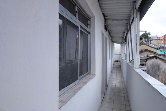 Área comum - Saguão de apartamento para alugar com 1 quarto, 30m² em Parque Guarani, São Paulo