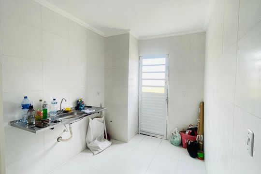 Cozinha de casa de condomínio para alugar com 2 quartos, 55m² em Centro, Cotia