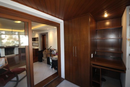 Escritório de apartamento à venda com 3 quartos, 220m² em Petrópolis, Porto Alegre