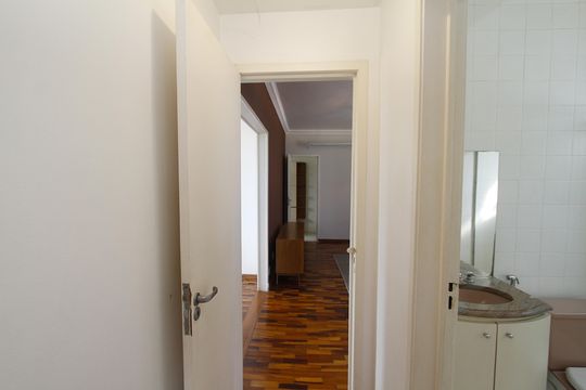 Corredor de apartamento para alugar com 2 quartos, 80m² em Luxemburgo, Belo Horizonte