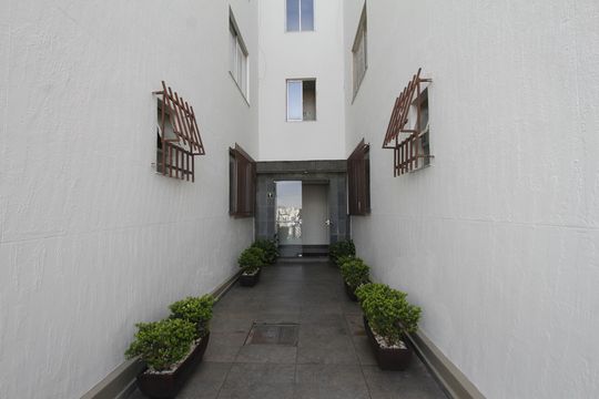 Entrada de apartamento para alugar com 2 quartos, 80m² em Luxemburgo, Belo Horizonte