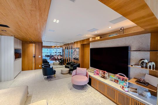 Sala de apartamento à venda com 3 quartos, 147m² em Vila Mariana, São Paulo