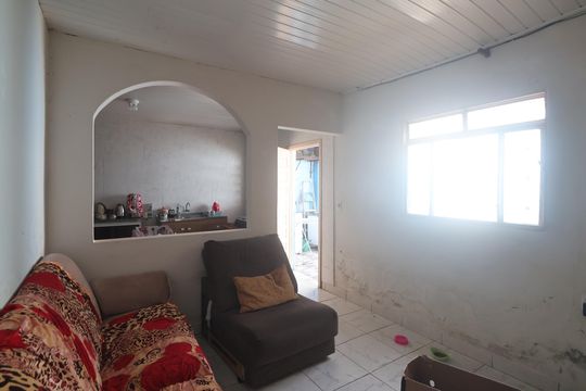 Casa à venda com 3 quartos, 360m² em Rio Branco, Canoas