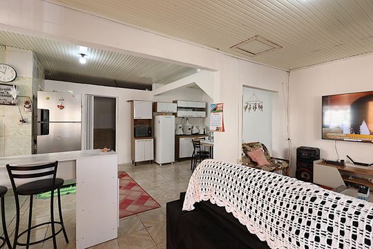 Sala/Cozinha de casa para alugar com 1 quarto, 98m² em Farrapos, Porto Alegre