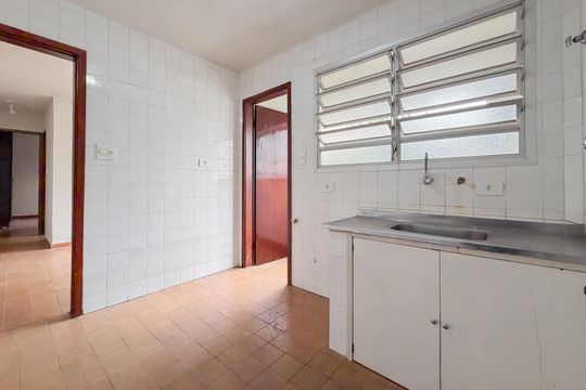 Cozinha de apartamento para alugar com 1 quarto, 49m² em Cambuci, São Paulo