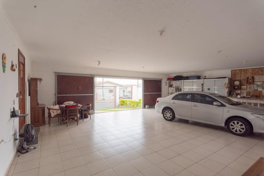 Garagem de casa para alugar com 3 quartos, 480m² em Jardim do Lago, Campinas
