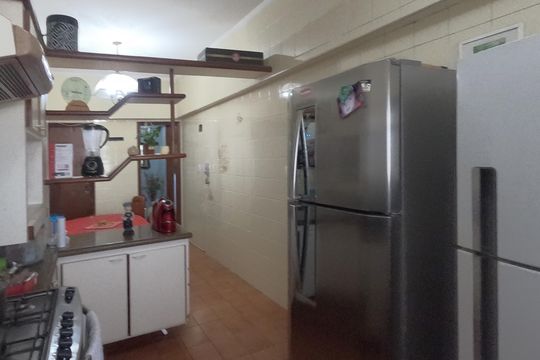 Cozinha de apartamento para alugar com 4 quartos, 500m² em Campo Grande, Santos