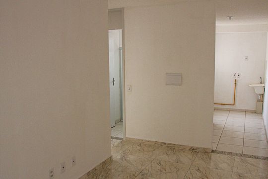 Apartamento para alugar com 2 quartos, 44m² em Santa Cruz, Rio de Janeiro
