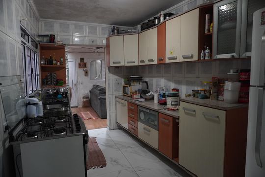 Casa para alugar com 4 quartos, 220m² em Jardim Brasil, São Paulo