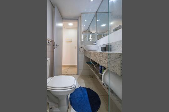 Banheiro de apartamento para alugar com 1 quarto, 40m² em Paraíso, São Paulo